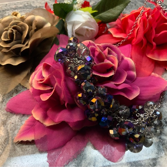 Purple crystal Aurora Borealis carved beads. - Picture 3 of 5